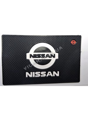 Коврик антискользящий на торпеду NISSAN